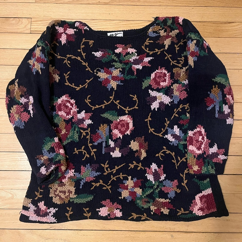 Vintage hand knit floral tunic sweater